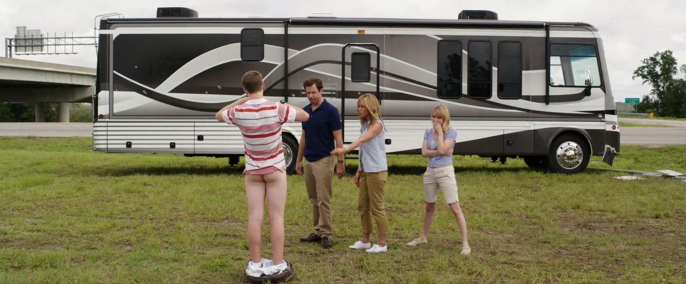 Coachmen Rv S Encounter Model Takes A Starring Role In We Re The Millers An...