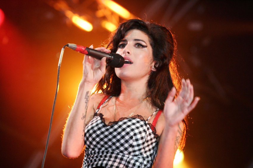 Amy 2015 Amy Winehouse Movie Review Derek Winnert